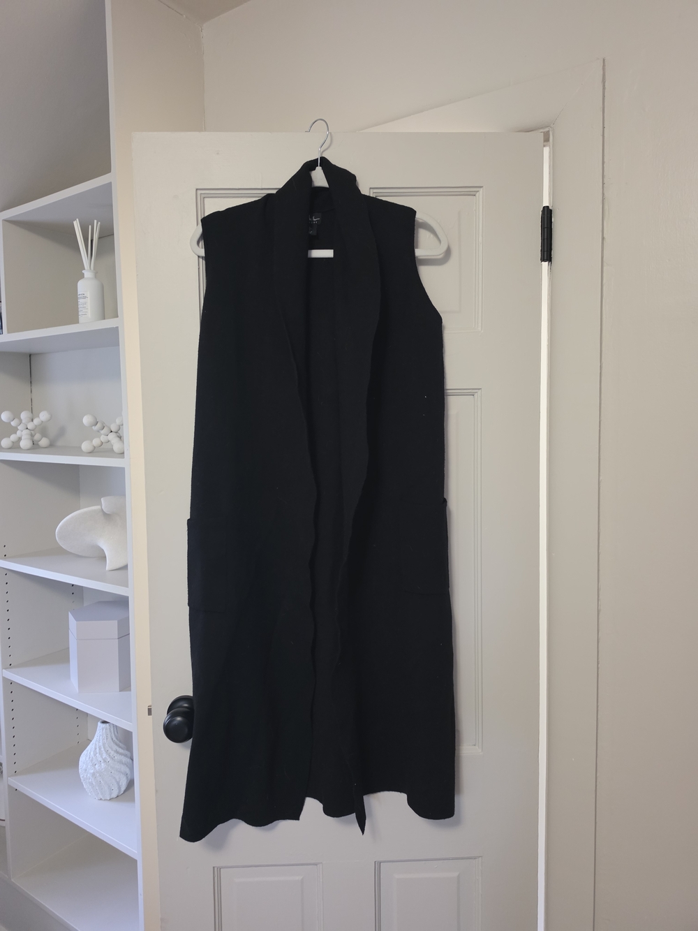 Nicole Miller Small Long Black Sleeveless Duster Vest